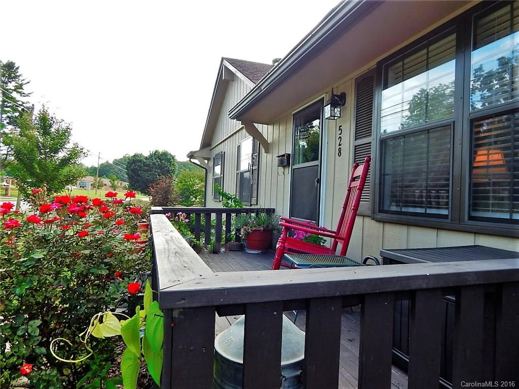 528 Country Club Road - Photo 4