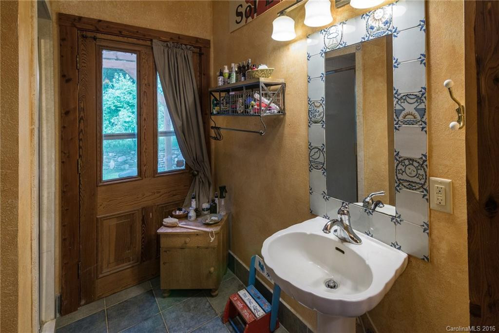 173 Camp Elliott Road - Photo 13