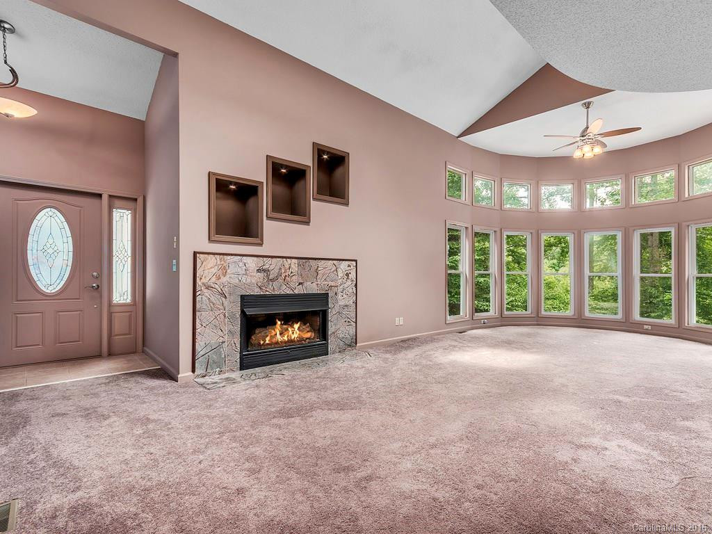 284 Gaither Ray Drive - Photo 2