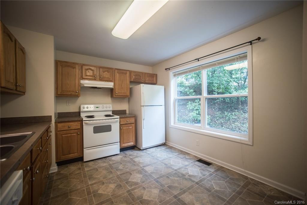 274 Clayton Avenue #B - Photo 5