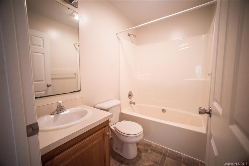 274 Clayton Avenue #B - Photo 7