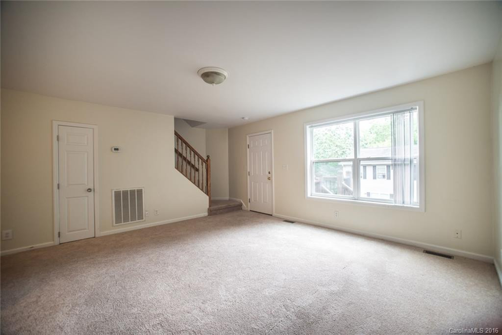 274 Clayton Avenue #B - Photo 9