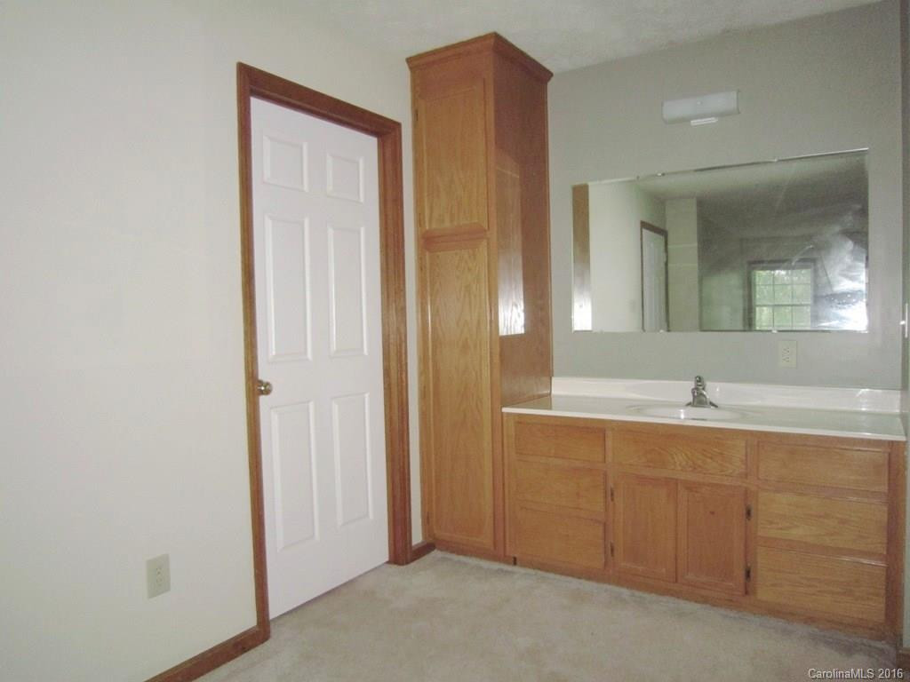 12 Nicola Drive - Photo 10