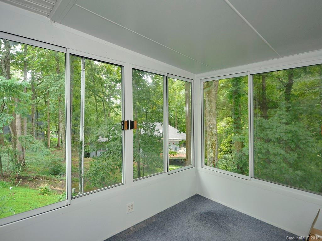 3 Weston Lane - Photo 5