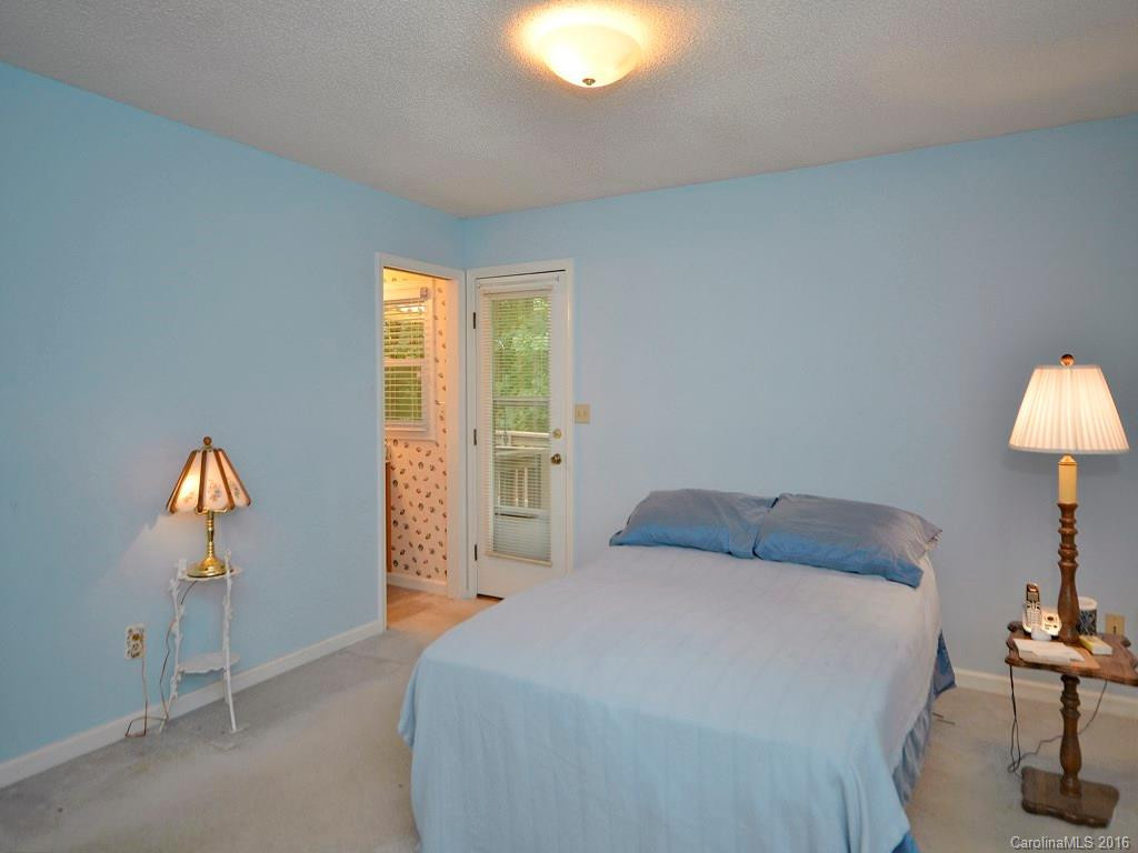 3 Weston Lane - Photo 6