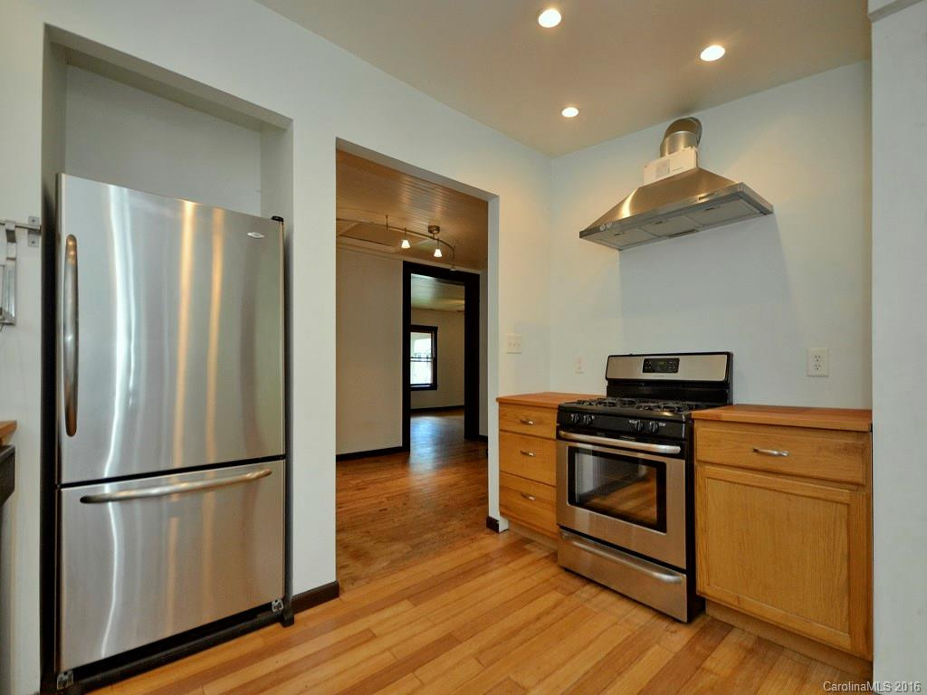 134 Hanover Street - Photo 12