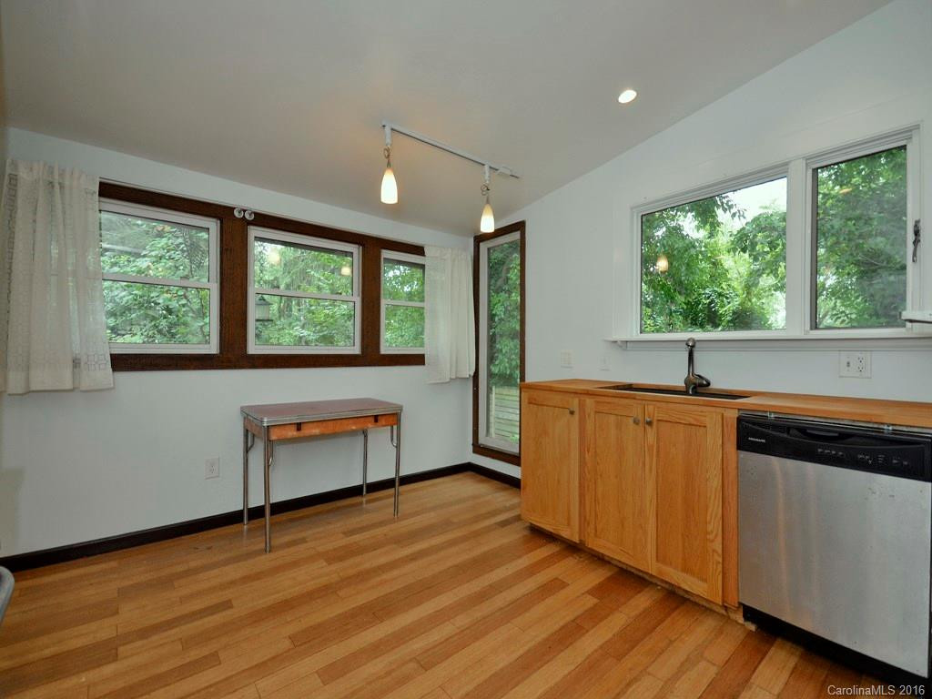 134 Hanover Street - Photo 13
