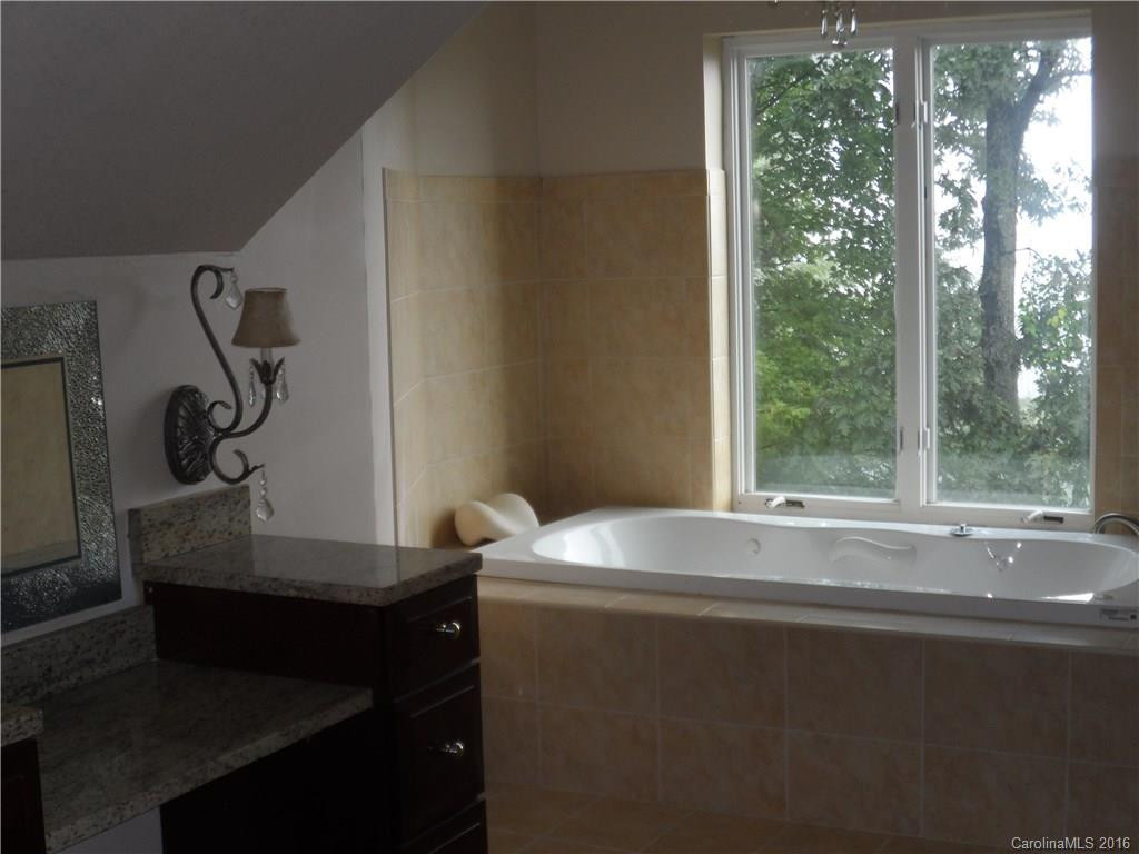 16 Court View Lane - Photo 5