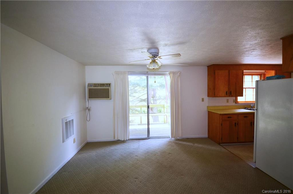 530 Whispering Hills Drive #1 - Photo 5