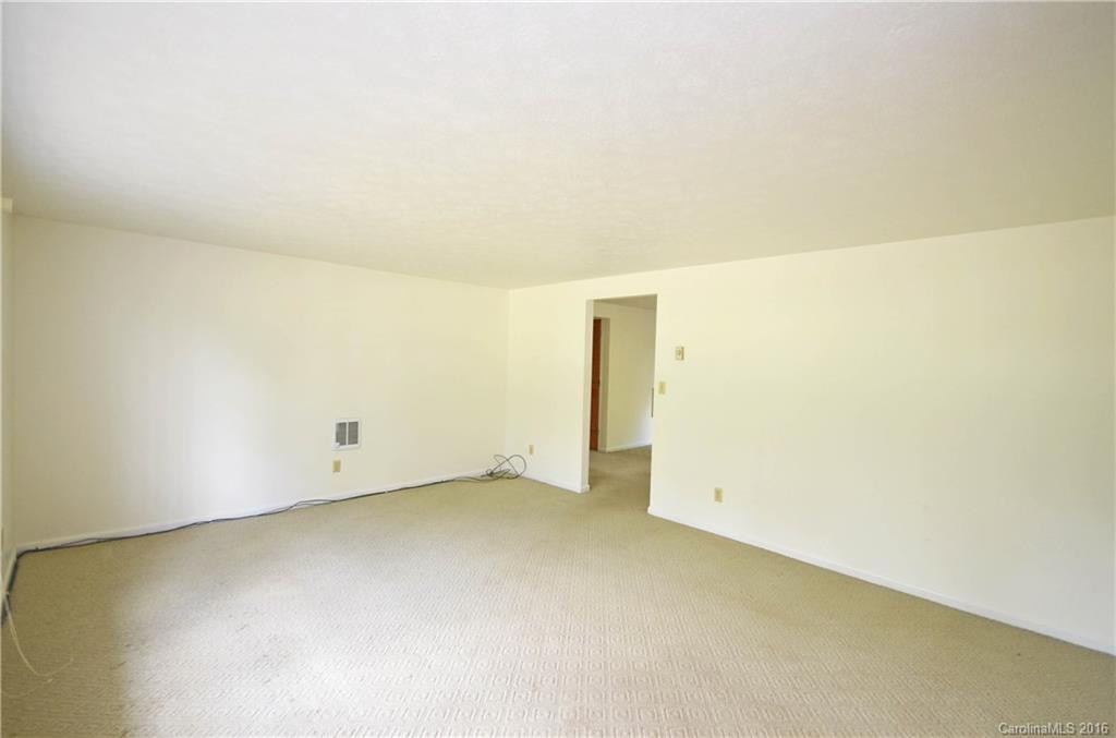 530 Whispering Hills Drive #1 - Photo 7