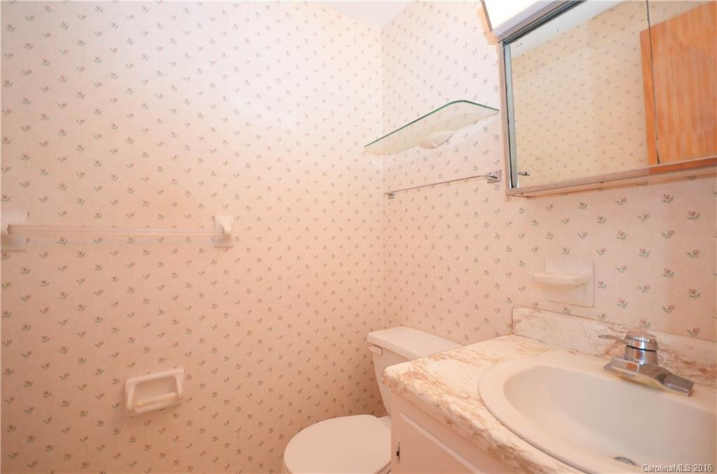 530 Whispering Hills Drive #1 - Photo 9