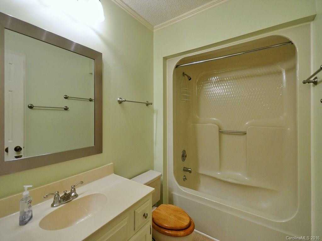 49 Poplar Tree Lane #402 - Photo 11