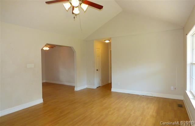 208 Pine Meadow Circle - Photo 3