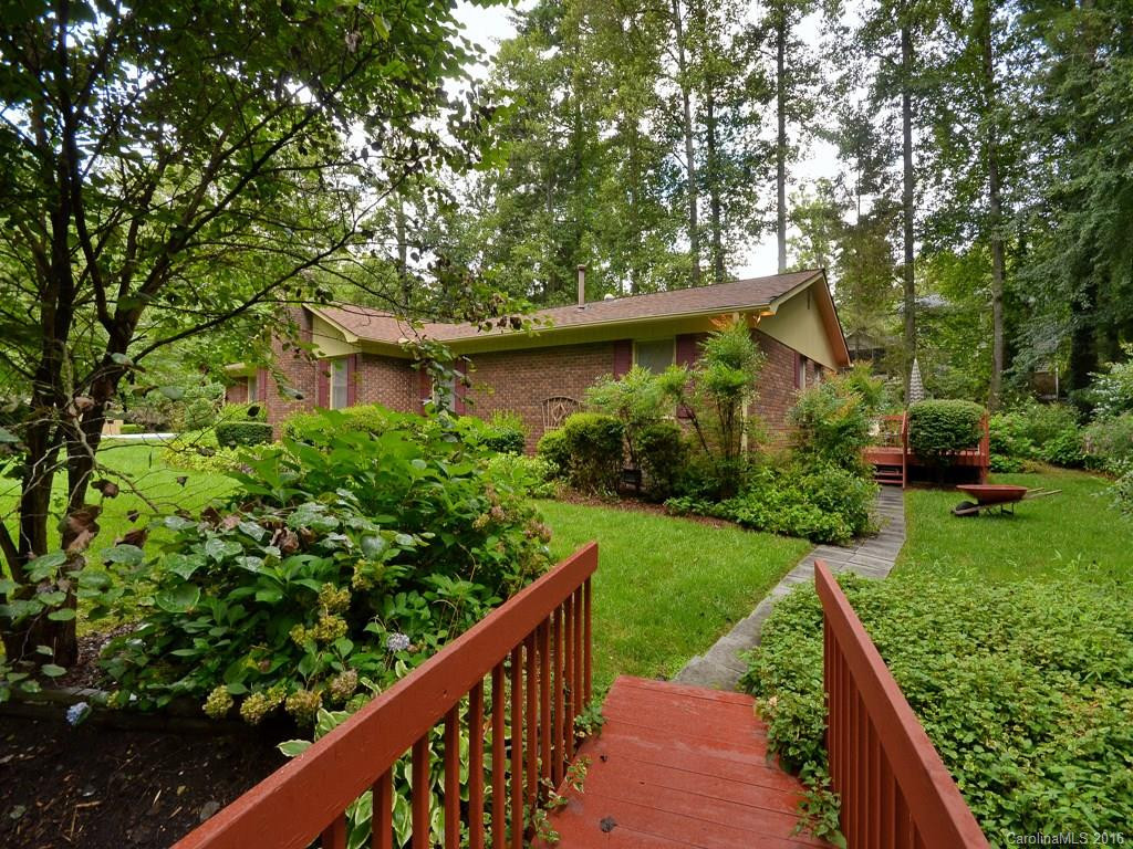 13 Foxhorn Court - Photo 2