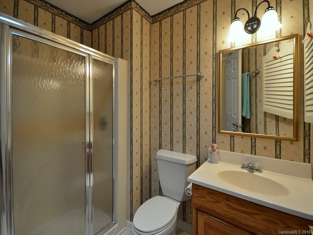 13 Foxhorn Court - Photo 17