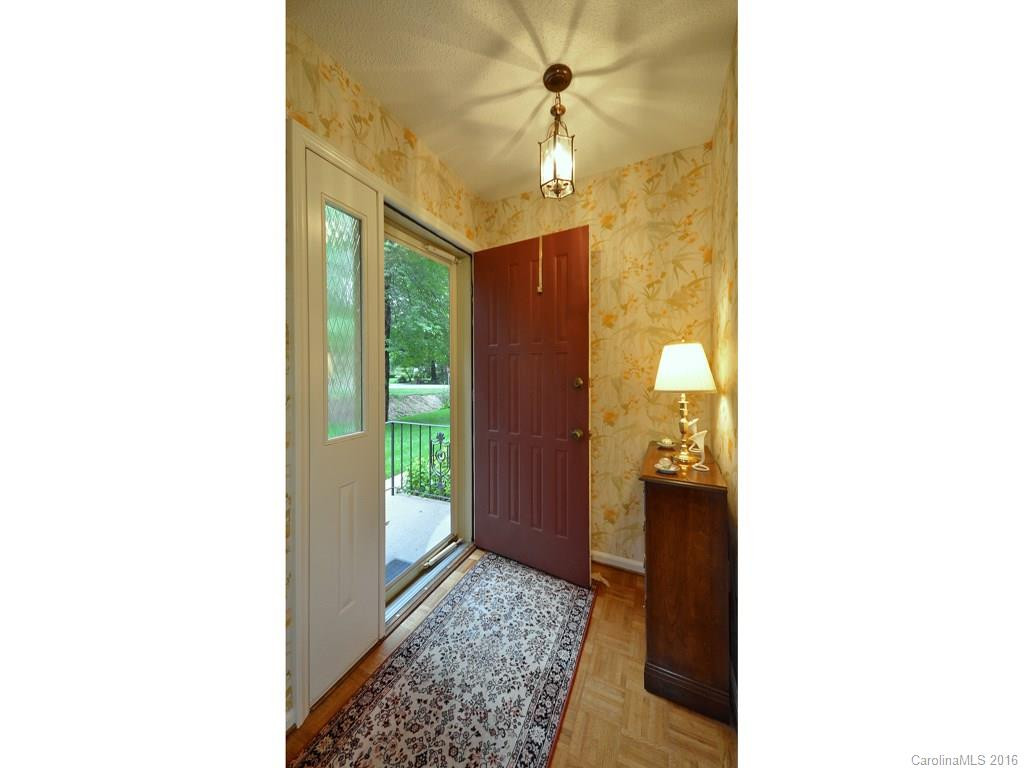 13 Foxhorn Court - Photo 9