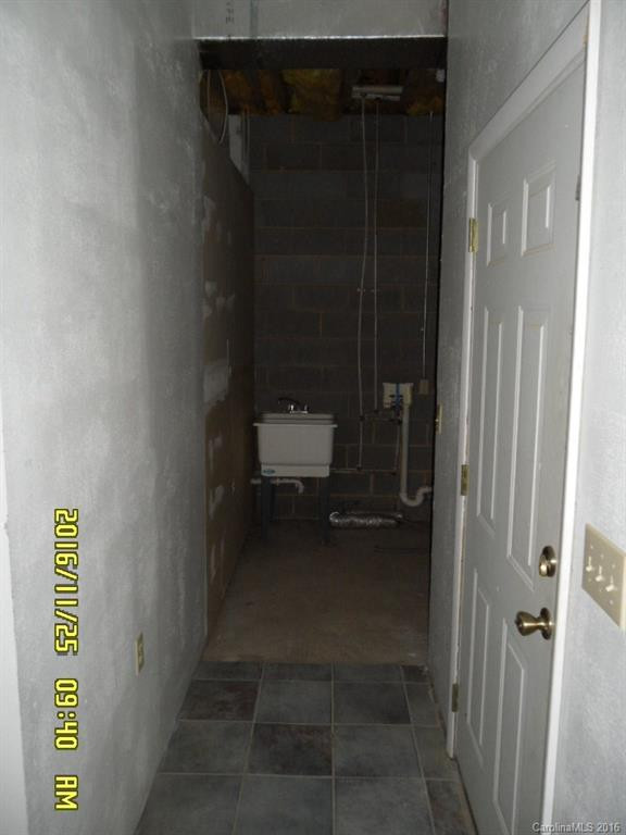 191 Timberhill Drive - Photo 18