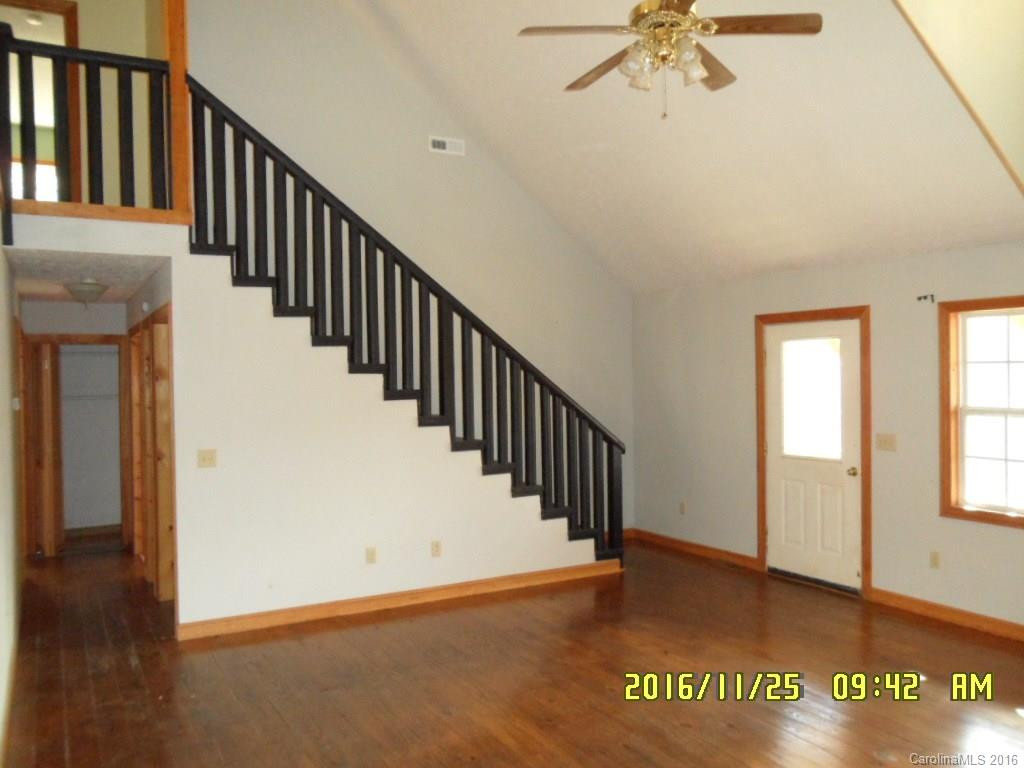 191 Timberhill Drive - Photo 5