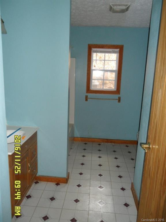 191 Timberhill Drive - Photo 10
