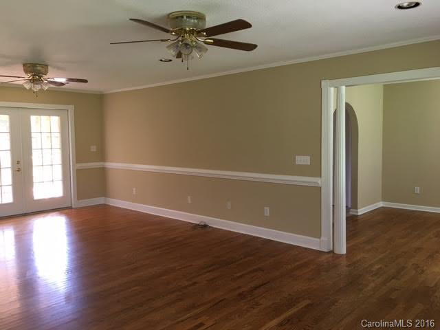 224 Sandy Oak Drive - Photo 9