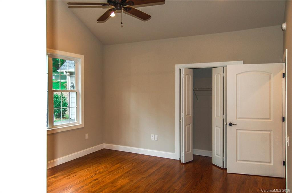 401 Ledgeview Drive - Photo 11