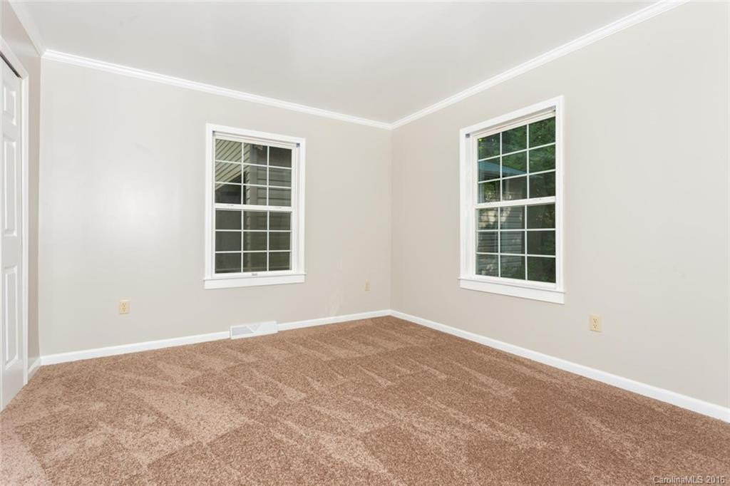 109 Greenbriar Woods Road #6 - Photo 14