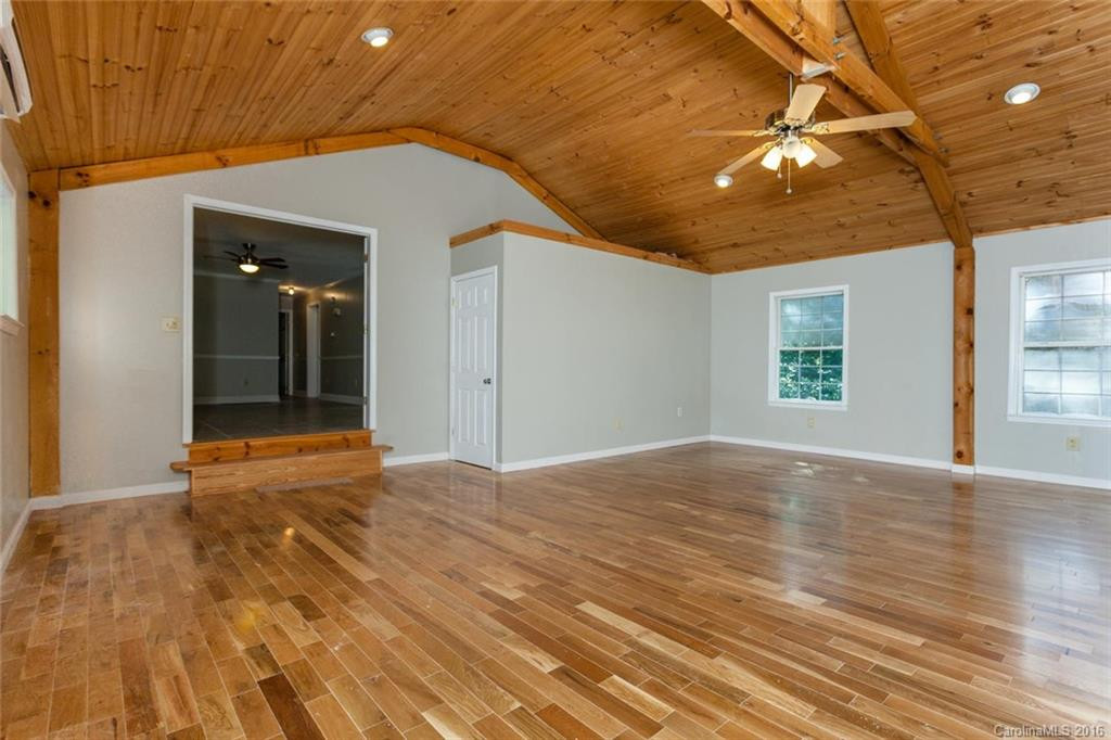 109 Greenbriar Woods Road #6 - Photo 4