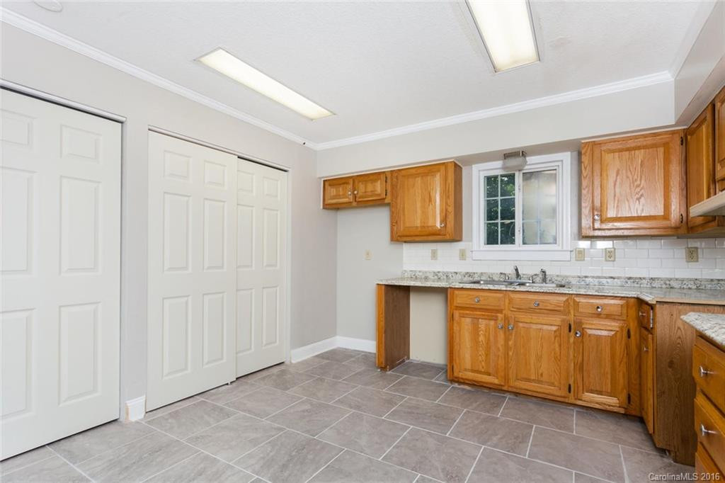 109 Greenbriar Woods Road #6 - Photo 7