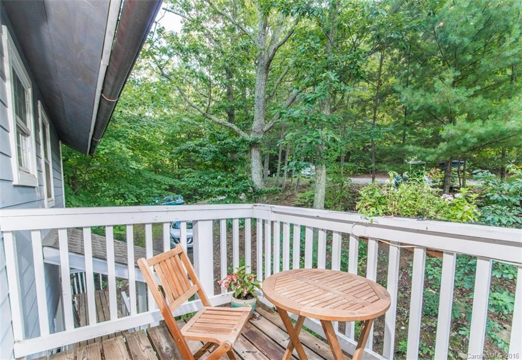 6 Chestnut Drive - Photo 3