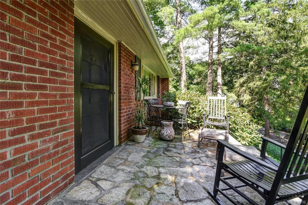 22 Warwick Place - Photo 3