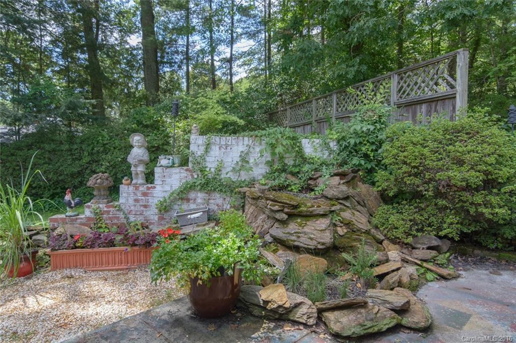 28 Forest Road - Photo 10