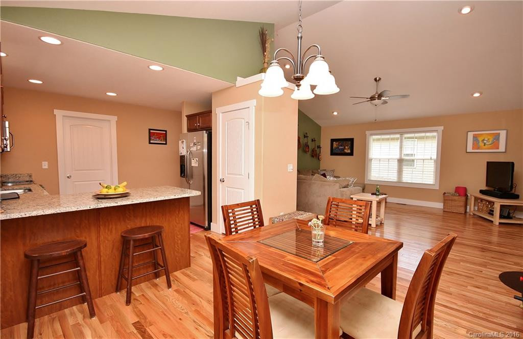 35 New Jersey Avenue - Photo 4