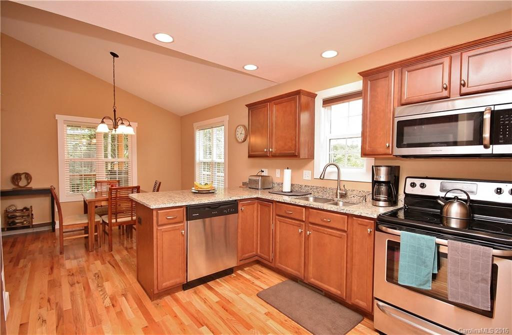 35 New Jersey Avenue - Photo 6