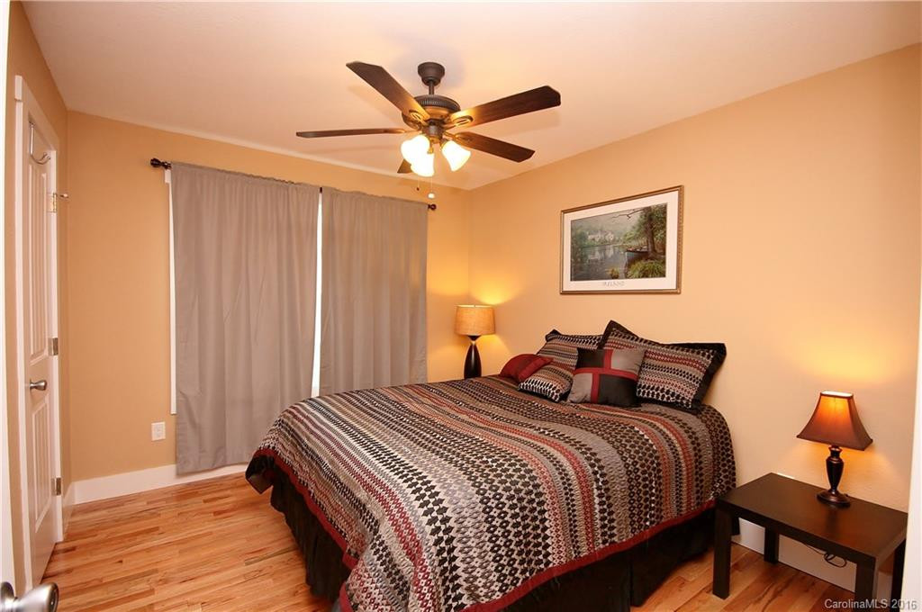 35 New Jersey Avenue - Photo 9