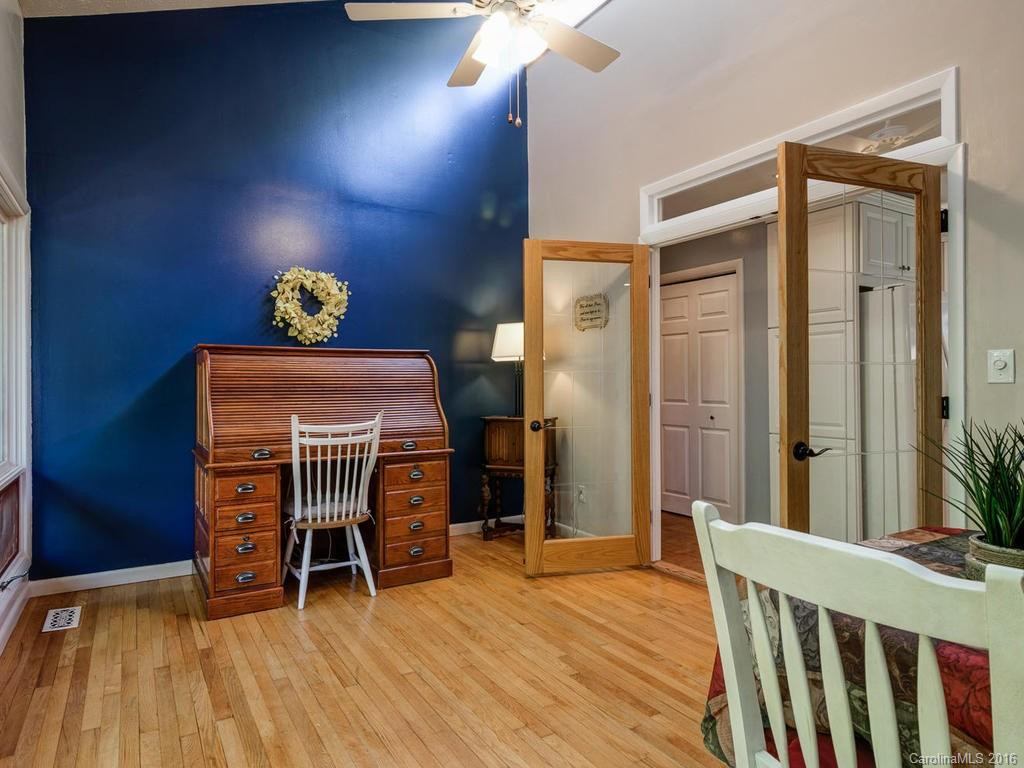 32 Woodbury Road - Photo 12