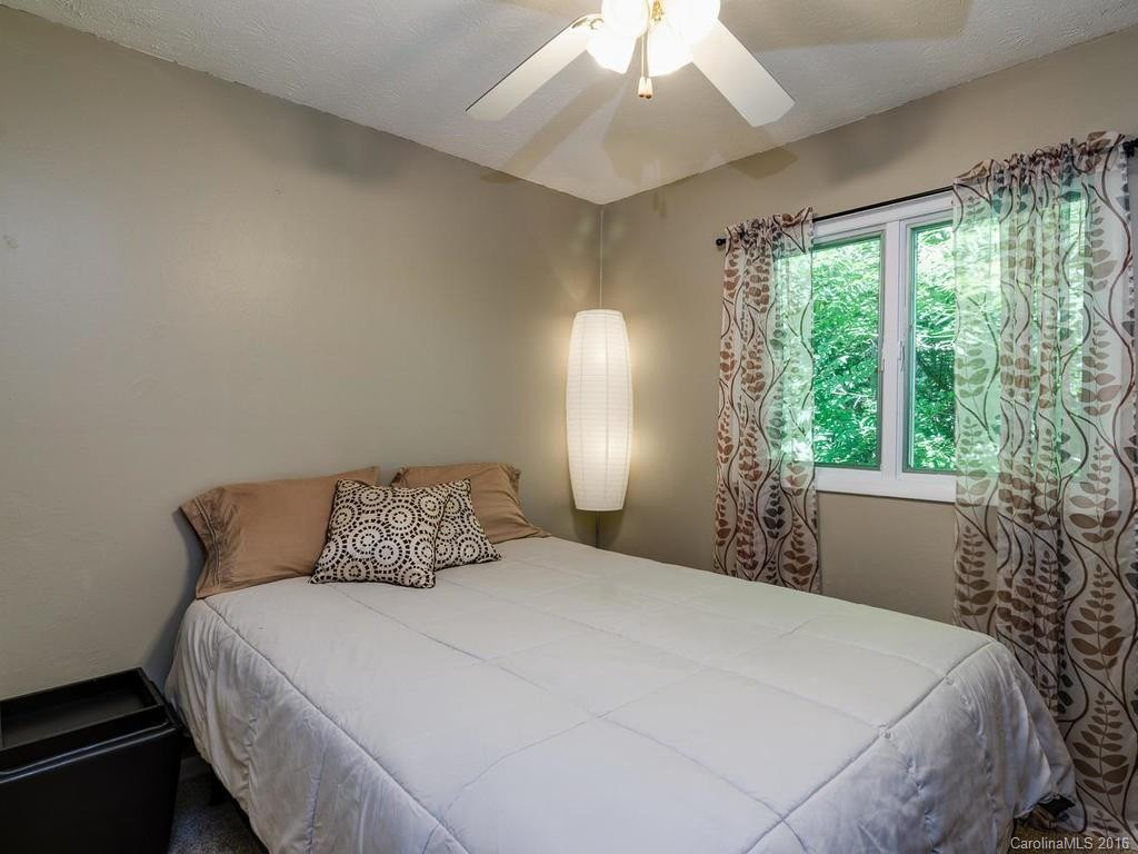 32 Woodbury Road - Photo 17