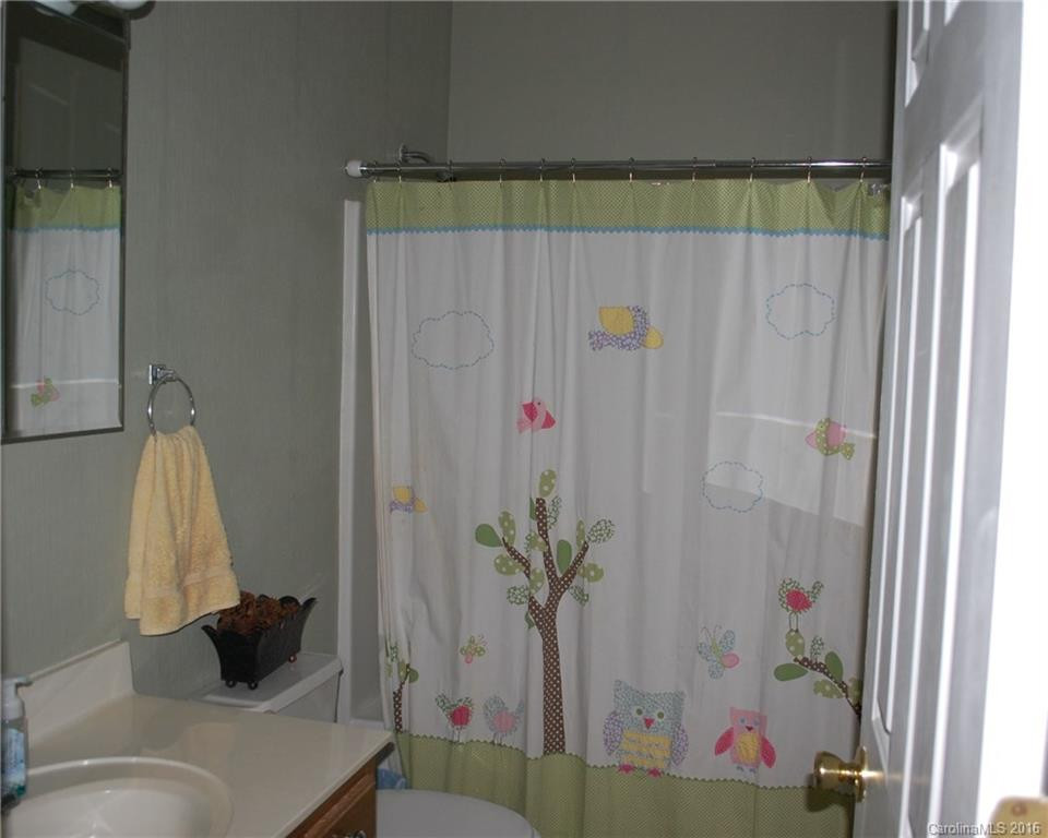 160 Carlton Drive - Photo 17