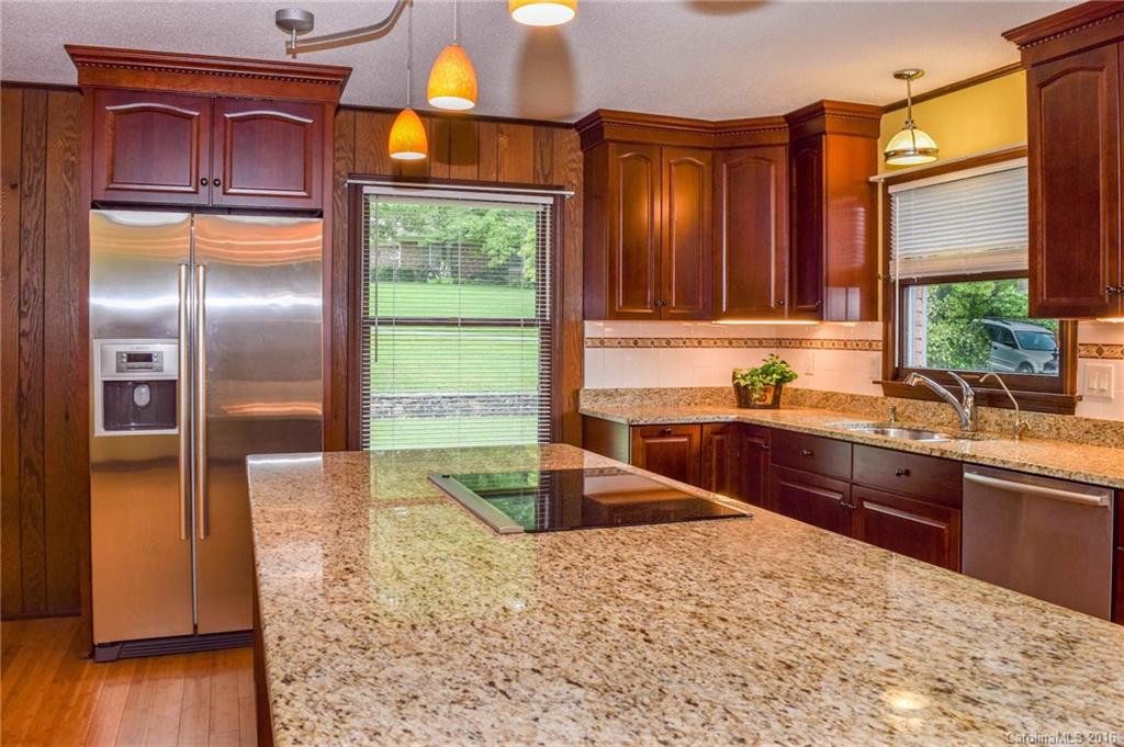119 Hawthorn Drive #2 - Photo 5