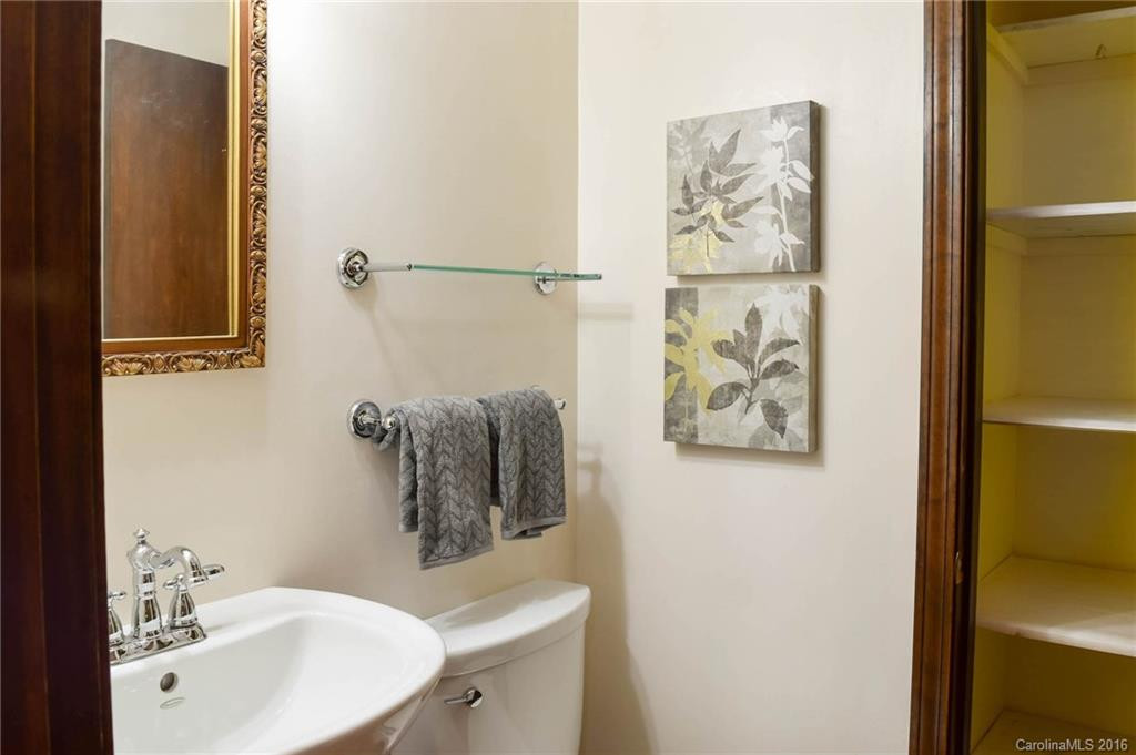 119 Hawthorn Drive #2 - Photo 7
