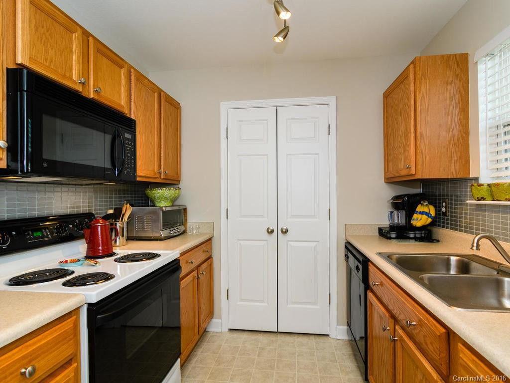 702 Olde Covington Way #702 - Photo 11
