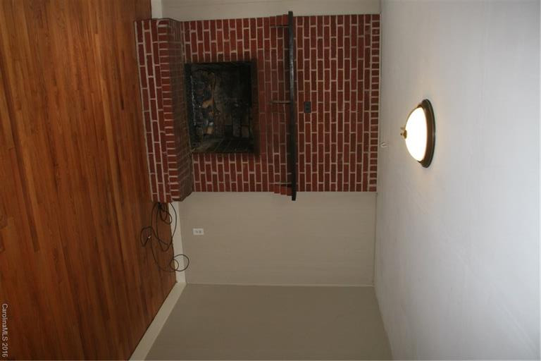 140 Curtis Parker Road - Photo 4