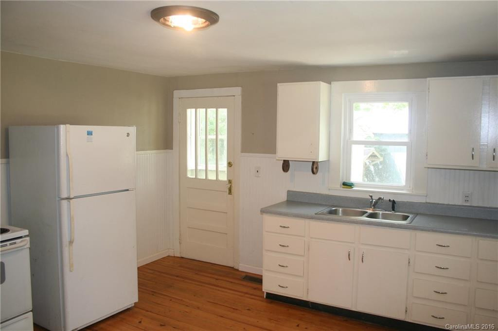 140 Curtis Parker Road - Photo 6