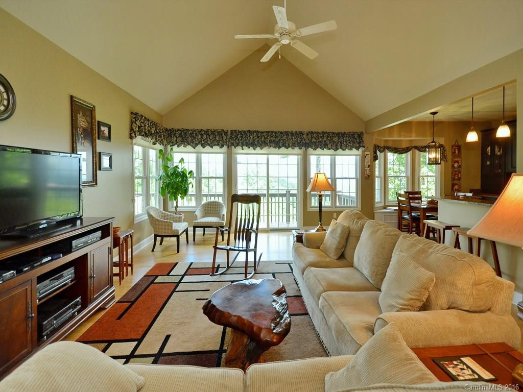 63 Club Knoll Court #1303 - Photo 3