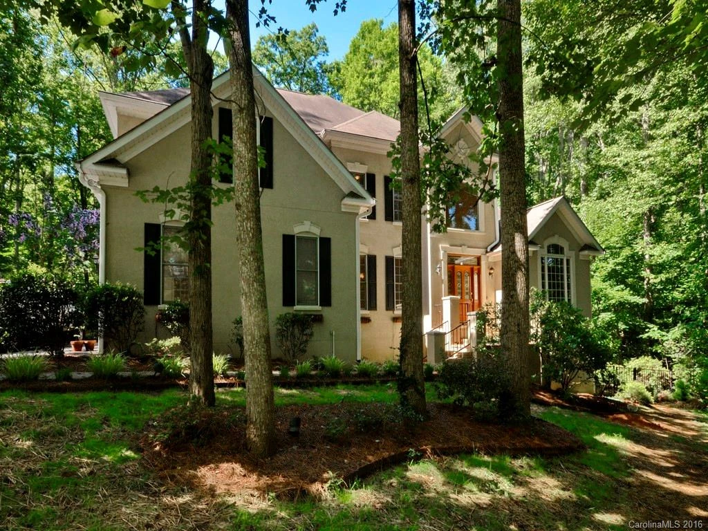 25 Willow Road