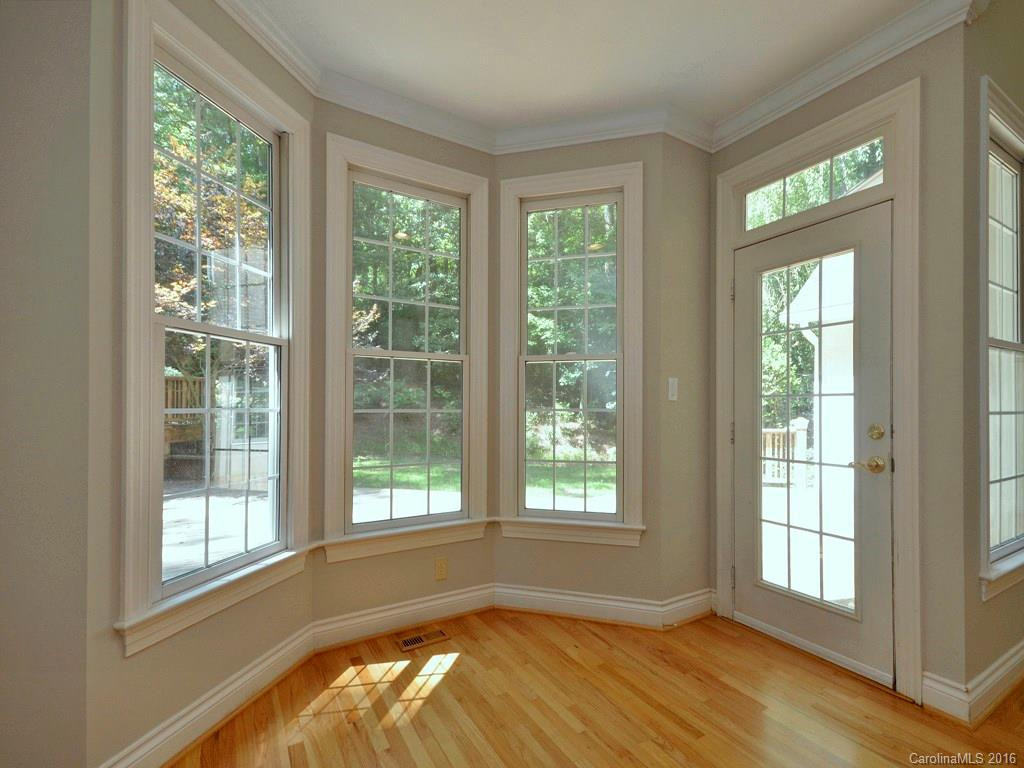 25 Willow Road - Photo 11