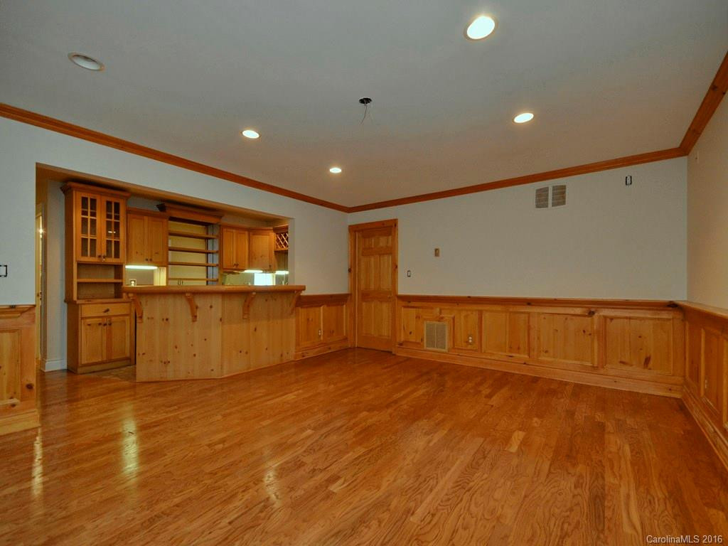 25 Willow Road - Photo 19