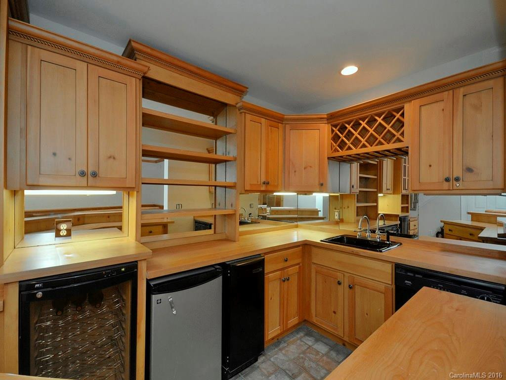25 Willow Road - Photo 20