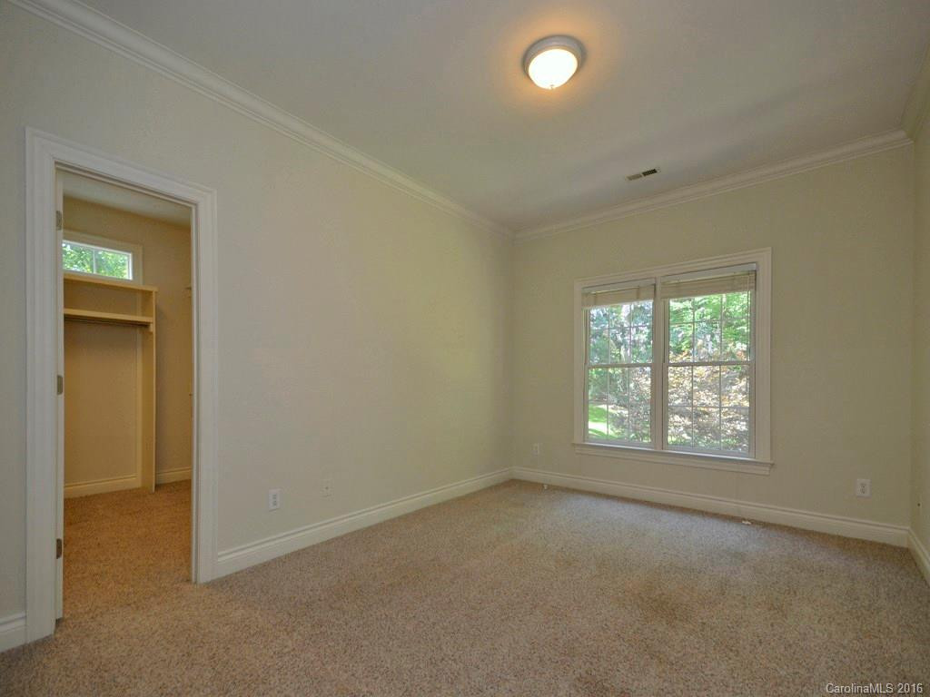 25 Willow Road - Photo 21