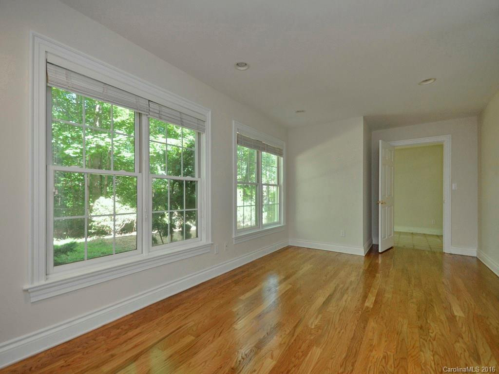 25 Willow Road - Photo 22