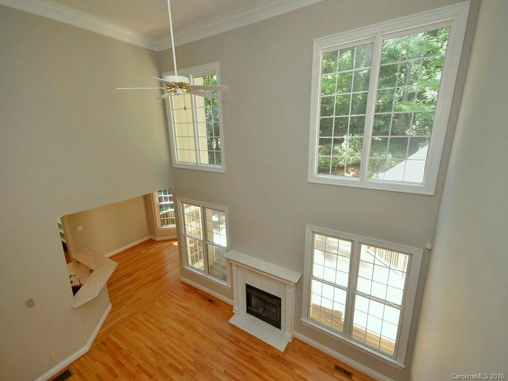 25 Willow Road - Photo 5